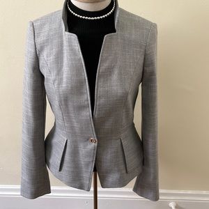 WHMB New (with tags) Gray Tweed 2piece Suit